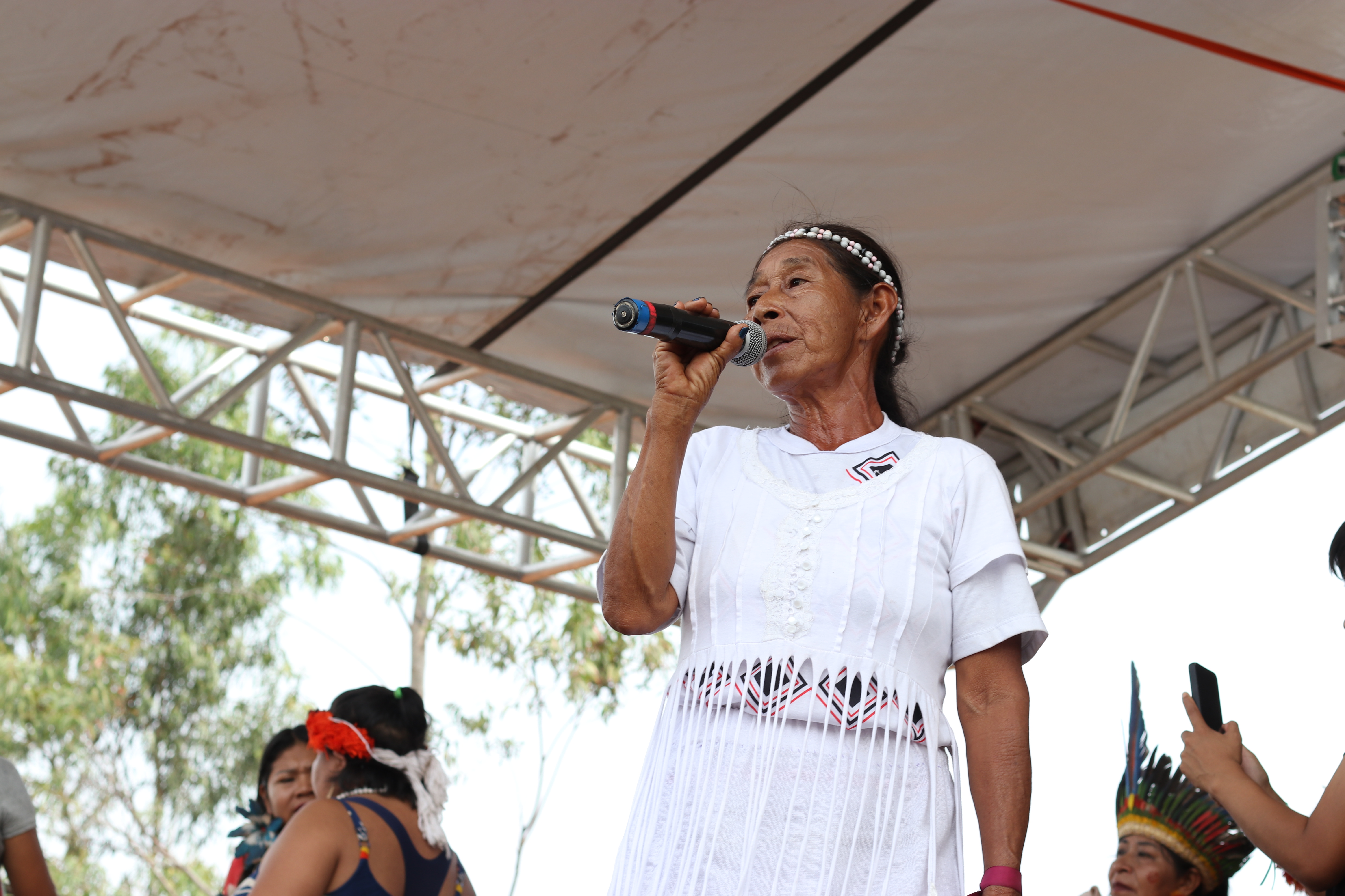 Adelaide Lopes, rezadora guarani kaiowá e anfitriã da assembleia|Tatiane Klein/ISA