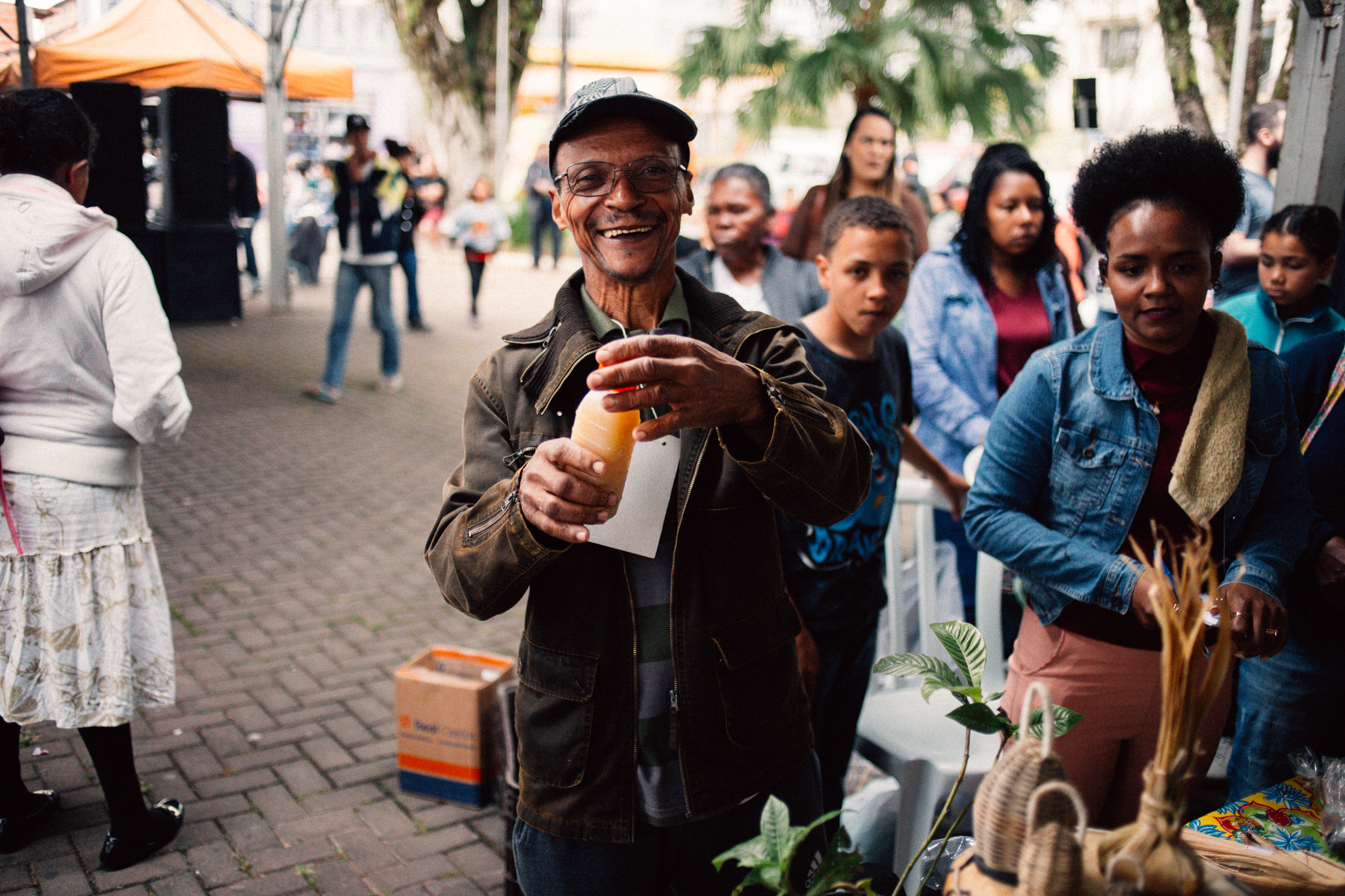 Urias Morato, do Quilombo São Pedro, durante a 16ª Feira de Troca de Sementes e Mudas Tradicionais das Comunidades Quilombolas do Vale do Ribeira|Júlio César Almeida/ISA