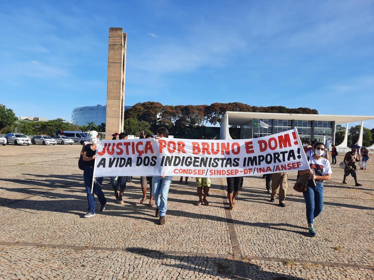 Funai employees protest at Praça dos Três Poderes, in Brasília | Ester Cezar / ISA