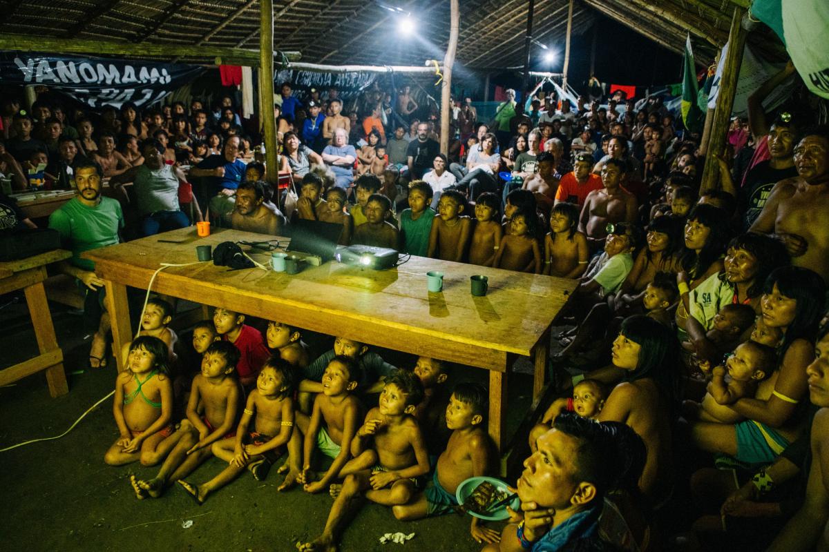 Film screening during the celebrations of the 30 years of the Yanomami Land