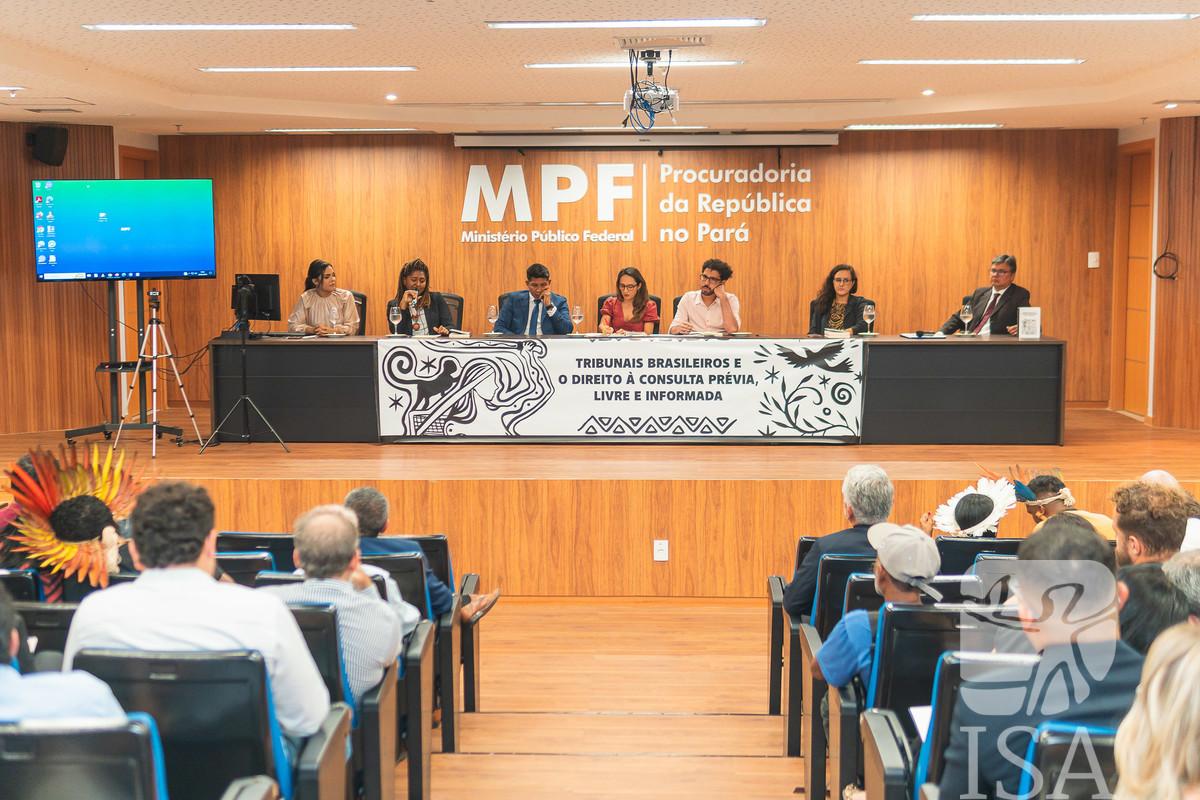 Lançamento do livro “Tribunais Brasileiros e o direito à Consulta Prévia, Livre e Informada” na sede do MPF-PA, em Belém