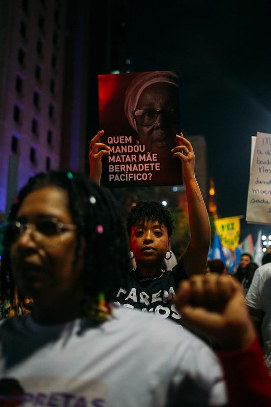 manifestação na Avenida Paulista pelo assassinato de mãe bernadete