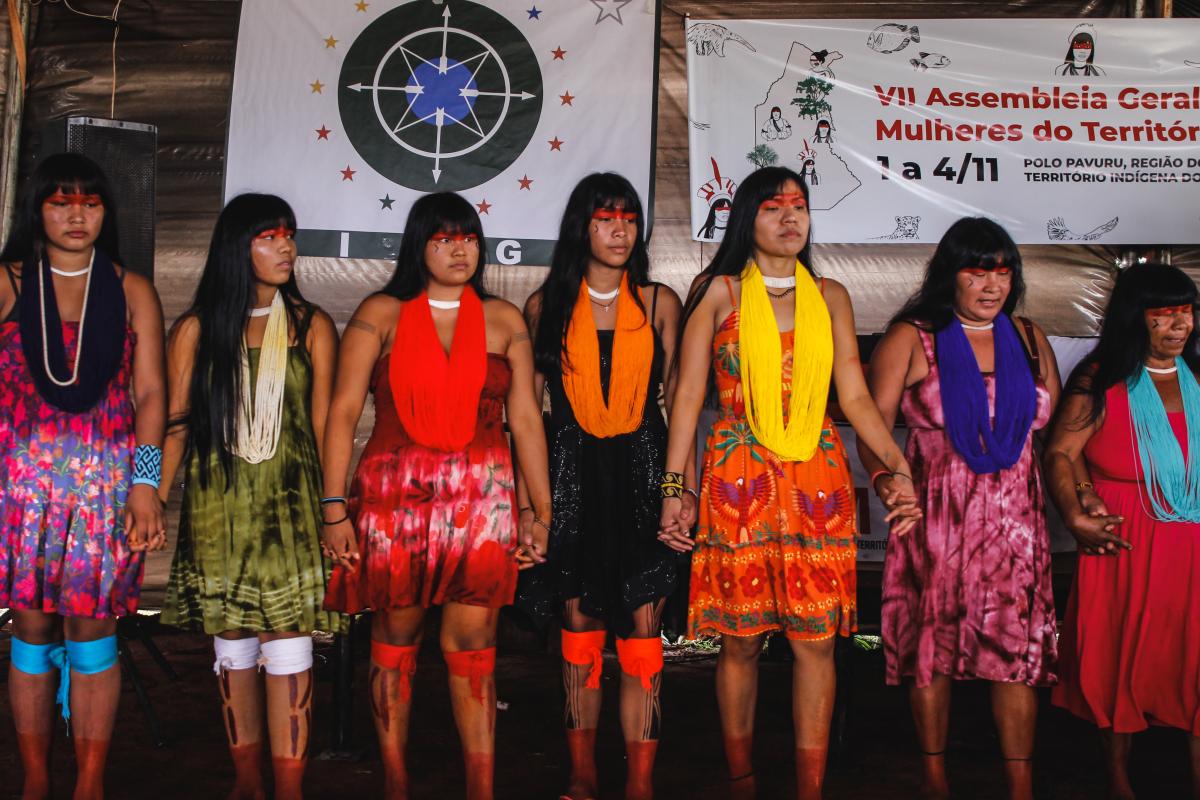 Apresentação cultural das mulheres da região do Alto Xingu