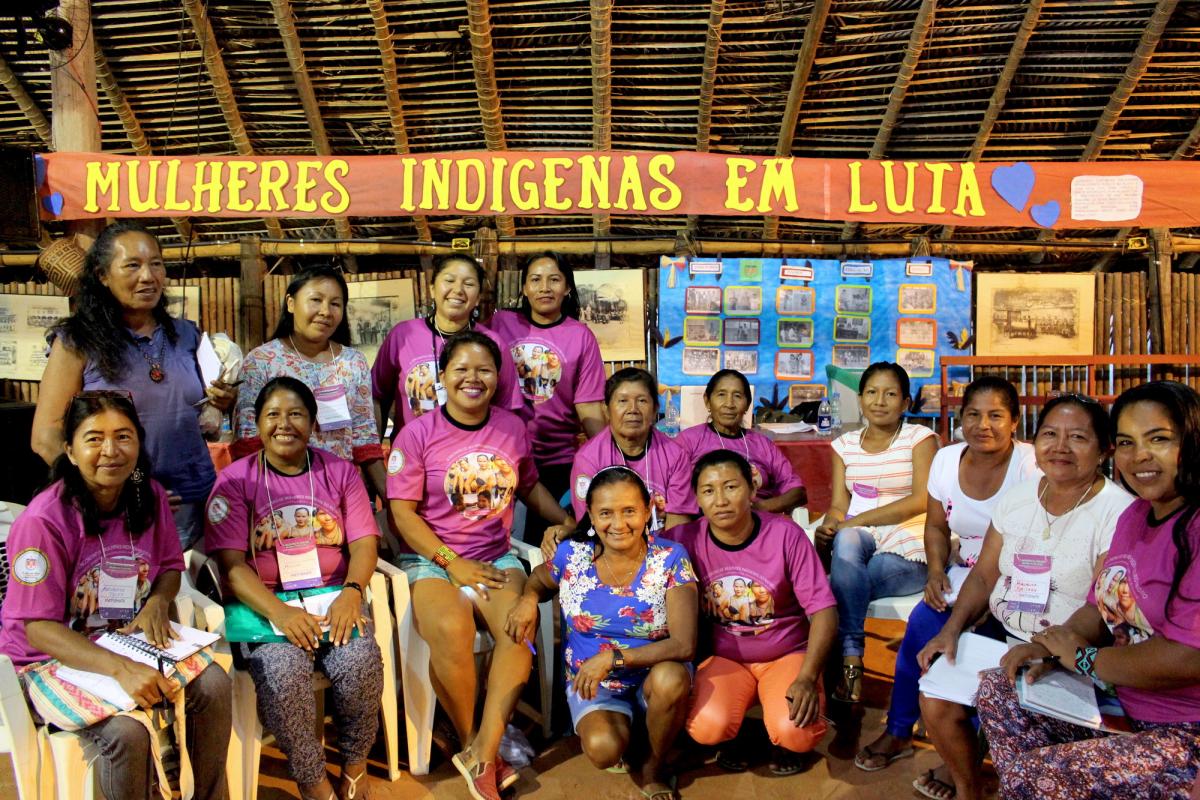 Debate sobre violência, feminicídio e liderança no XI Encontro de Mulheres Indígenas do Rio Negro