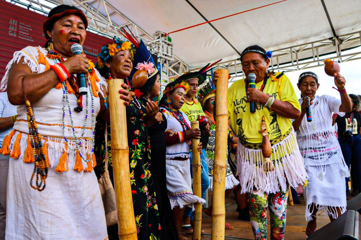 mulheres indígenas guarani kaiowá