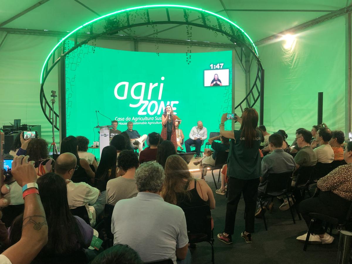 Diretora executiva de Inovação, Negócios e Transferência de Tecnologia da Embrapa, Ana Euler, falou sobre a importância do reconhecimento dos conhecimentos tradicionais