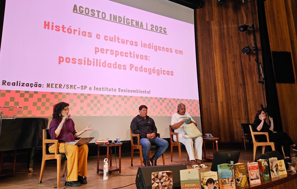 Evento reuniu professores da rede municipal de São Paulo para fortalecer o ensino de histórias e culturas indígenas na educação básica