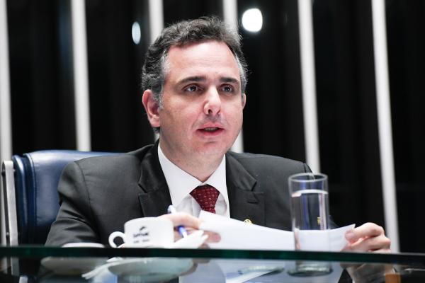 O presidente do Senado, Rodrigo Pacheco, tem o poder de controlar projetos como o que pretende incluir na Constituição o marco temporal | Jefferson Rudy / Senado